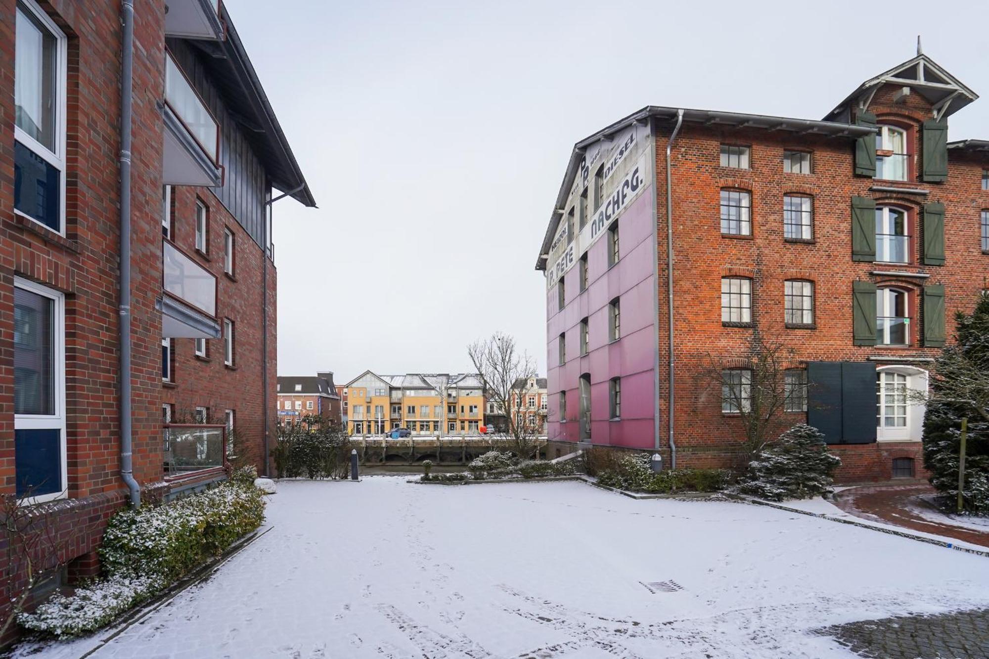 Anker Mal Kaimauer Apartment Husum  Exterior photo